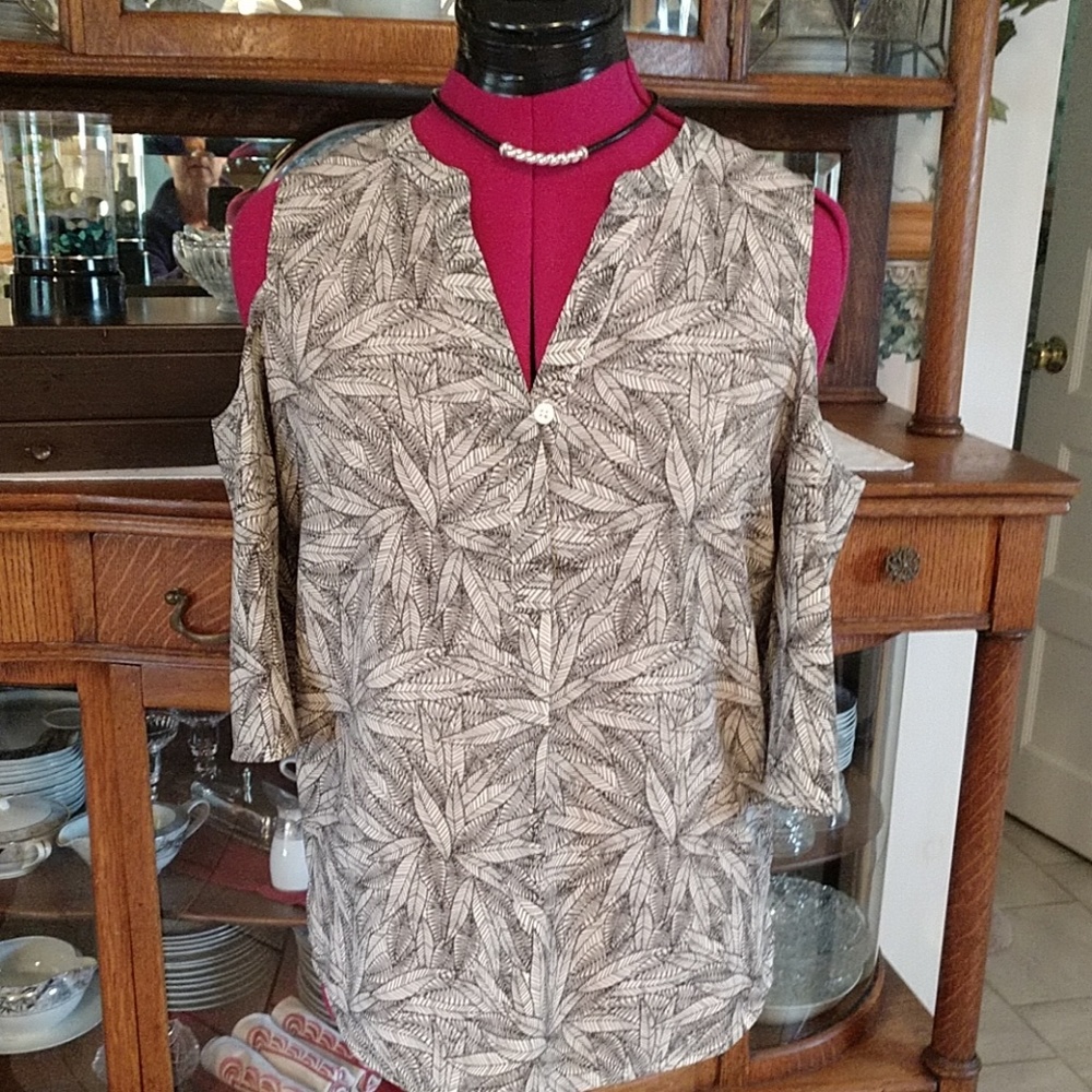 Bass Cold Shoulder Blouse
